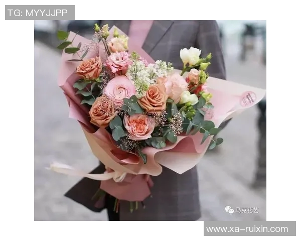 球星在绿茵场上的浪漫邂逅与约会瞬间分析